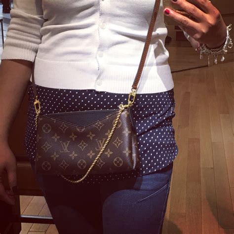 outfit louis vuitton pallas clutch|louis vuitton pallas clutch cherry.